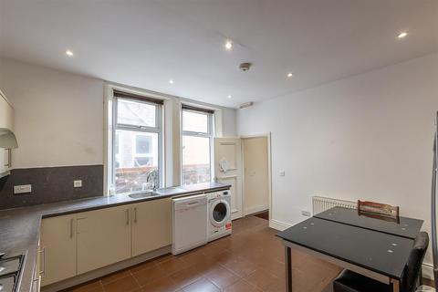 undefined, Simonside Terrace, Heaton, Newcastle upon Tyne