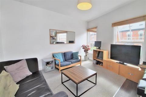 3 bedroom flat for sale, Station Road, Harborne, Birmingham, B17