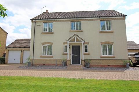 4 bedroom house for sale, Longfield Gate, Peterborough PE2