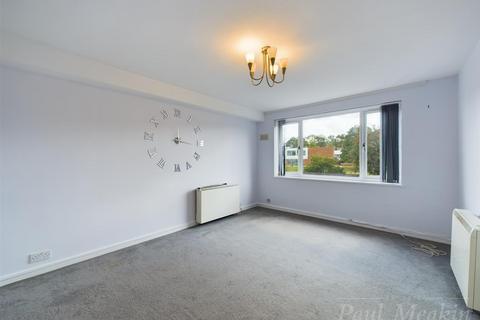 1 bedroom flat for sale, Pixton Way,Forestdale,Surrey