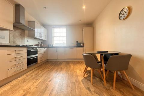 2 bedroom apartment for sale, Horsefair, Boroughbridge