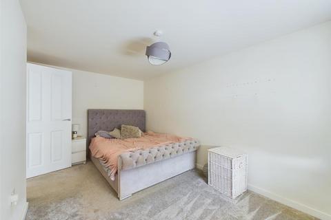 6 Nautilus Close, Brockworth, Gloucester, GL3 4YW