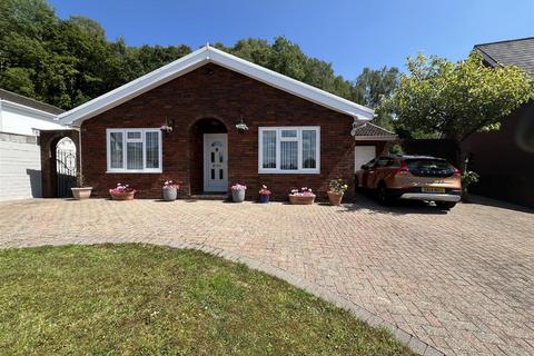 4 Cenarth Drive, Aberdare, CF44 0NH