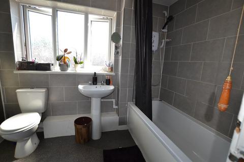 27 Cheaton Close, Leominster, HR6 8EN