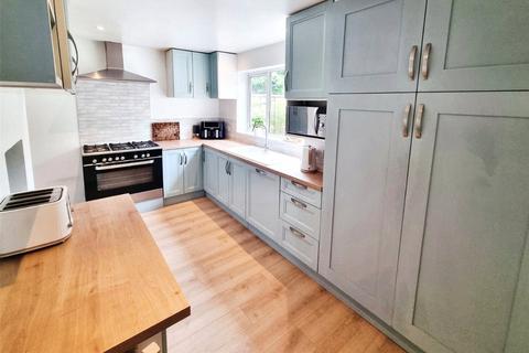 10 Ash Close, Ash, Aldershot, GU12 6AR