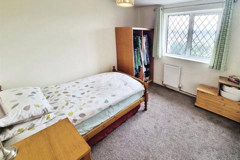 10 Ash Close, Ash, Aldershot, GU12 6AR