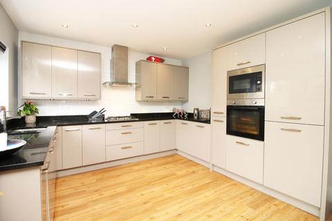 5 Cardinal Close, Fleetwood, FY7 6HA