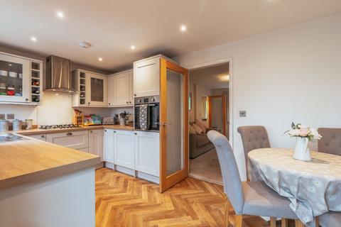 48 Exhibition Road, Crediton, EX17 1BY