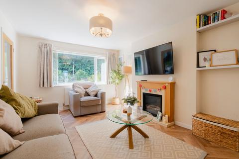 48 Exhibition Road, Crediton, EX17 1BY