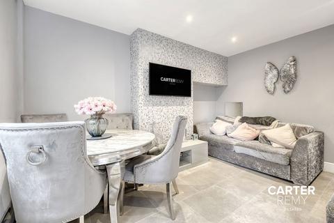 2 bedroom terraced house for sale, Bellhouse Road, Romford, RM7