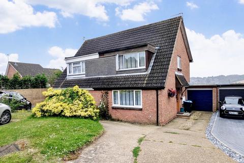 3 bedroom semi-detached house for sale, Dorriens Croft, Berkhamsted