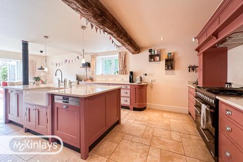 4 bedroom detached house for sale, Uffculme, Cullompton EX15