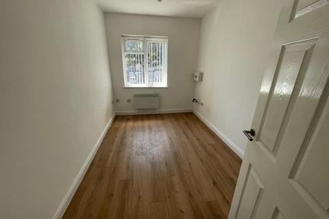 2 bedroom flat to rent, Kingsbury Road, Birmingham B24