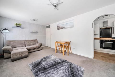 1 bedroom flat for sale, Aylesbury,  Buckinghamshire,  HP21