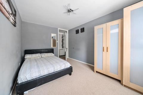 1 bedroom flat for sale, Aylesbury,  Buckinghamshire,  HP21