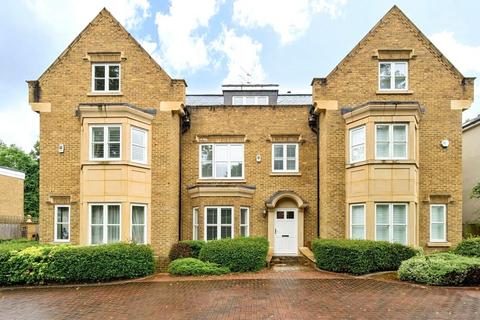 4 bedroom terraced house for sale, Upper Teddington Road, Hampton Wick, KT1