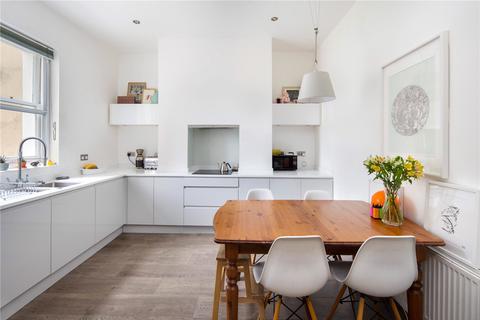 42a Campbell Road, London, E3 4DT