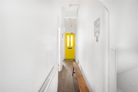 42a Campbell Road, London, E3 4DT
