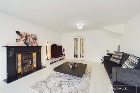 3 bedroom end of terrace house for sale, Northolme Gardens, Middlesex HA8