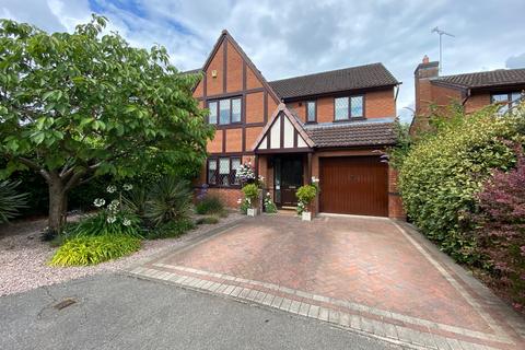 4 bedroom detached house for sale, Swallowfield Close, Wistaston,  Crewe