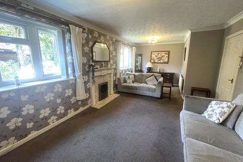 3 bedroom detached bungalow for sale, Manchester, Manchester M22