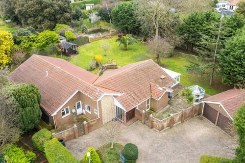 6 bedroom detached bungalow for sale, Old Green Road, Margate CT9