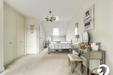 22 Germander Avenue, Halling, Rochester, ME2 1FR
