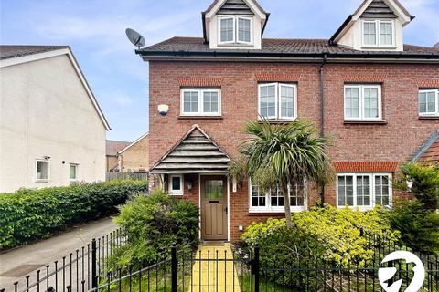 22 Germander Avenue, Halling, Rochester, ME2 1FR