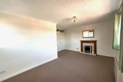 2 bedroom apartment to rent, Bicton Avenue, Worcester, Worcestershire, WR5