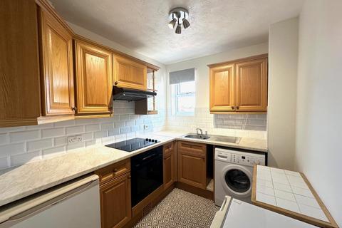 2 bedroom apartment to rent, Bicton Avenue, Worcester, Worcestershire, WR5