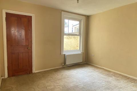 9 Nelson Road, Northfleet, Gravesend, DA11 7EE