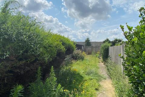 9 Nelson Road, Northfleet, Gravesend, DA11 7EE