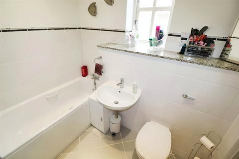 21 Greensleeves Drive, Warley, Brentwood, CM14 5WD