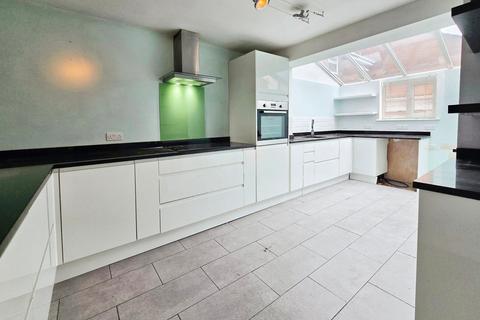 3 bedroom terraced house for sale, Stamford Court, Chester, Cheshire, CH3