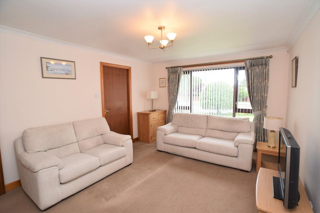 10 Blackley Park Road, Dumfries, DG2 9 JR - Grieve