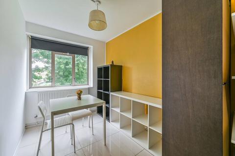 4 bedroom flat for sale, Hillingdon Street, Kennington, SE17