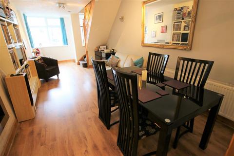 3 bedroom house to rent, Ullswater Road, Lancaster LA1