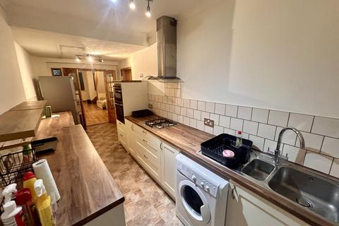 3 bedroom house to rent, Ullswater Road, Lancaster LA1