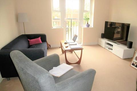 2 bedroom flat to rent, Ashville Way, Wokingham, RG41 2AY