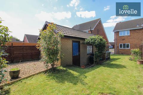 19 Fortuna Way, Grimsby, DN37 9SH