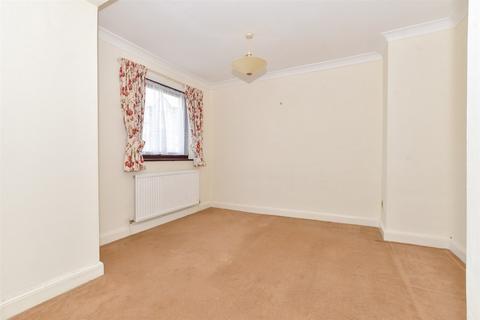 2 bedroom ground floor flat for sale, The Parade, Birchington, Kent