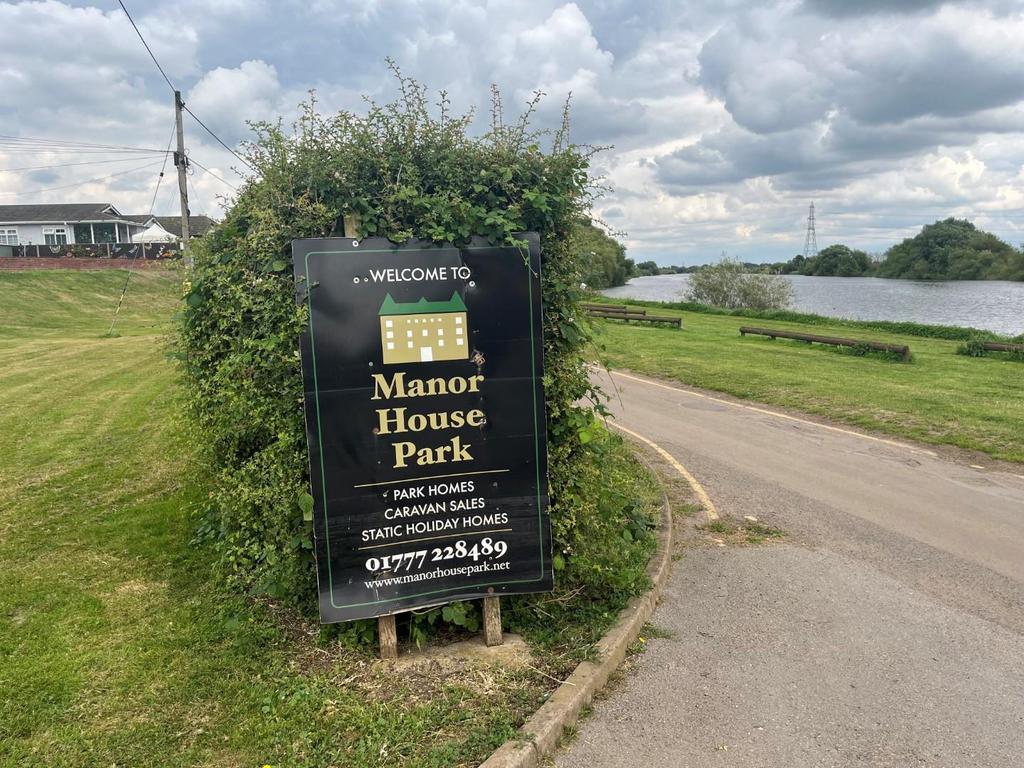 Entrance sign to park.jpg