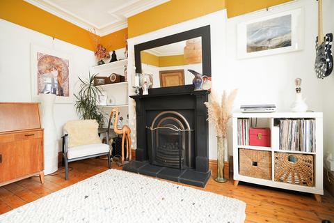 10 Linscott Road, Sheffield, S8 0HF