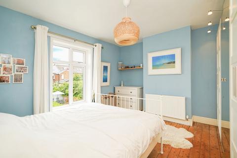 10 Linscott Road, Sheffield, S8 0HF