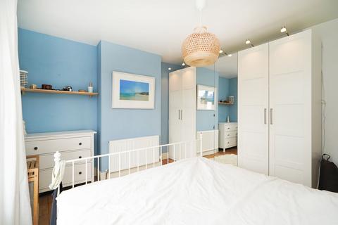 10 Linscott Road, Sheffield, S8 0HF