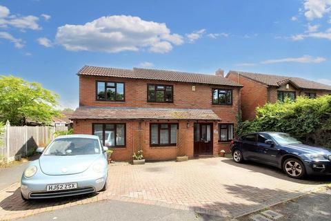 5 bedroom detached house for sale, Chapmans Close, Stirchley, Telford