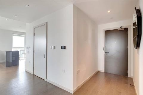 3 bedroom apartment to rent, Glasshouse Gardens London E20