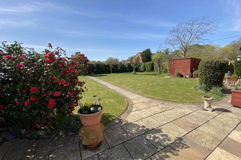 10 Cross Road, Sutton St Edmund, Spalding, PE12 0LS