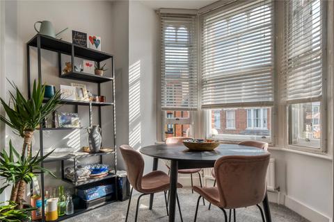 2 bedroom apartment for sale, Horsell Road, Highbury, London, N5