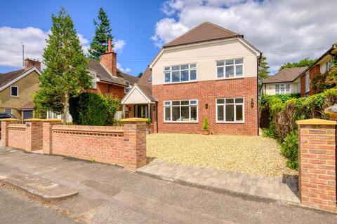 5 bedroom detached house for sale, St Andrews Road, Reading RG4